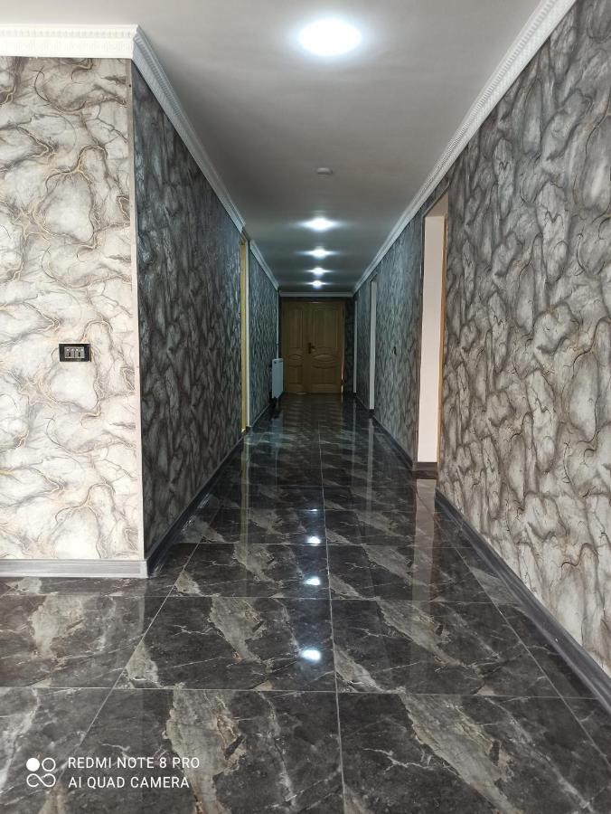 Guest House Nikola Sugdidi Exterior foto