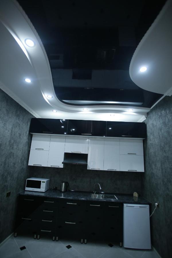 Guest House Nikola Sugdidi Exterior foto